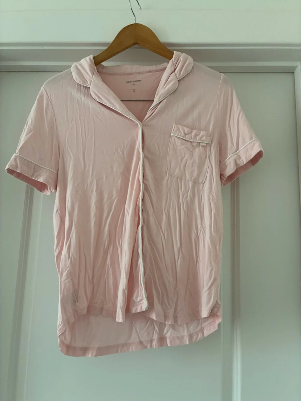 Cozy Earth Women's Bamboo Stretch-Knit Short Sleeve Pajama Set in Blossom - Picture 6 of 10